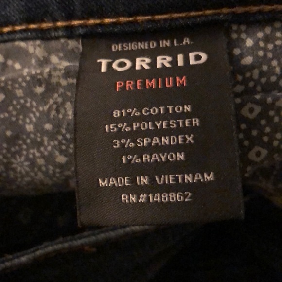 Torrid Skinny Jeans - Picture 5 of 5